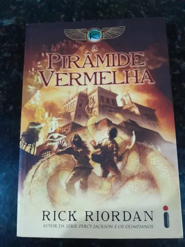 A Pirâmide Vermelha - Rick Riordan