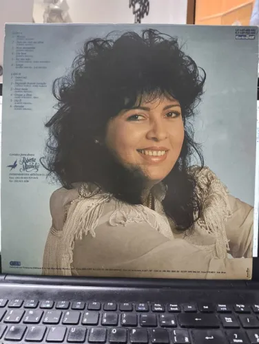 Super disco de Vinil da cantora ROBERTA MIRANDA o Album MARCAS 