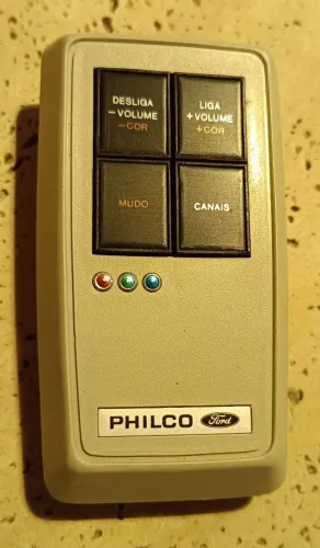 Controle Remoto Tv Philco Ford B-805 ou 807<br>Raro e Vintage.