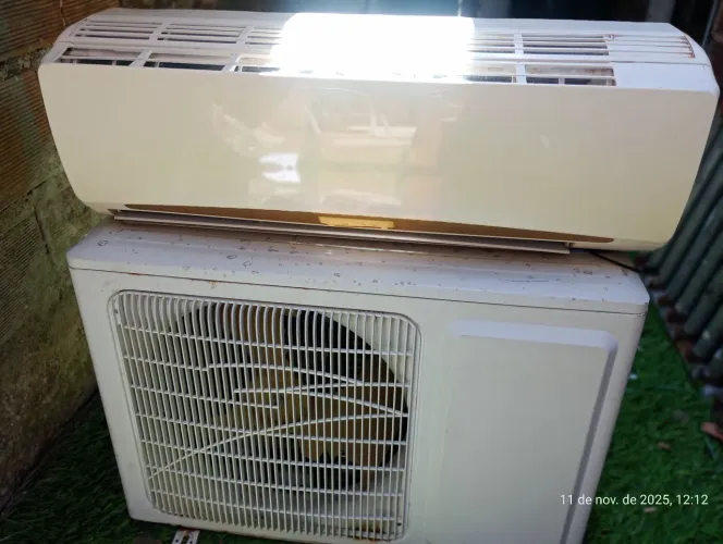 Ar condicionado 