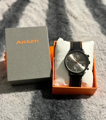 Relógio Akium Semi novo 