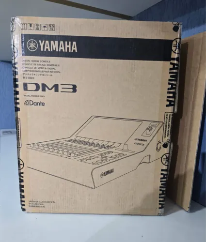 Mesa digital Yamaha Dm3 Dante 