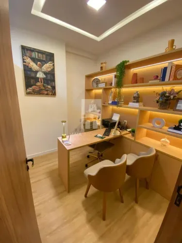 Vende Sala Comercial no Ed. Real One - Aceita Financiamento