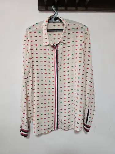 dudalina 100% seda camisa off white beijos. gg