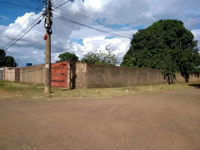 Terreno com 495m² no Jardim Santa Emília em Campo Grande - MS