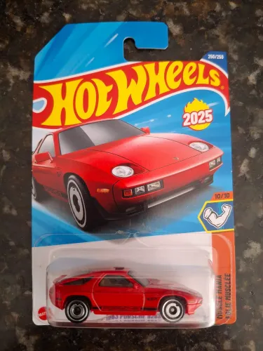 Hot Wheels Porsche 928S 1983