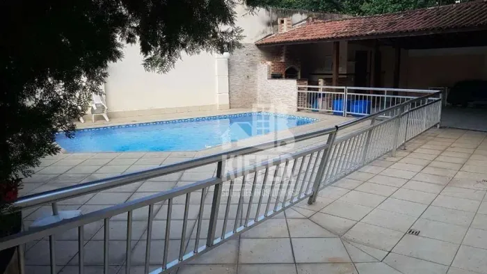 Casa Duplex em Condomínio Fechado com Churrasqueira Privativa BALDEADOR NITERÓI