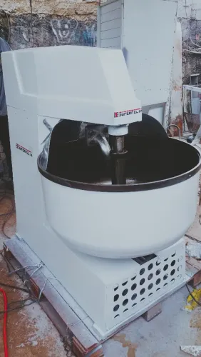 Amassadeira Industrial Superfecta 75 kilos de farinha