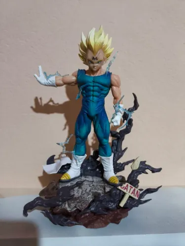 Figure Majin Vegeta - Dragon Ball Z