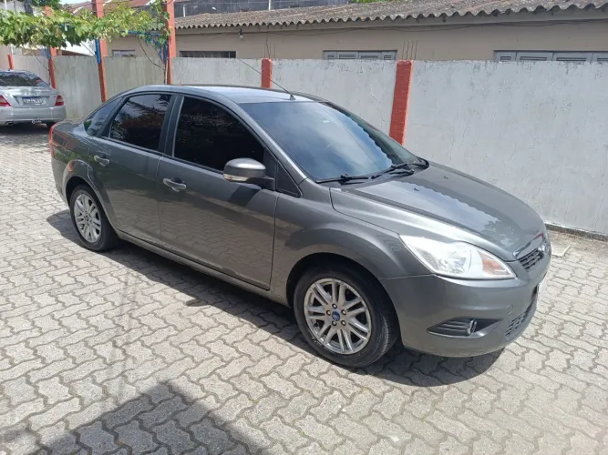 Ford Focus Sedan 2.0 16v/2.0 16V Flex 4P Aut. 2013