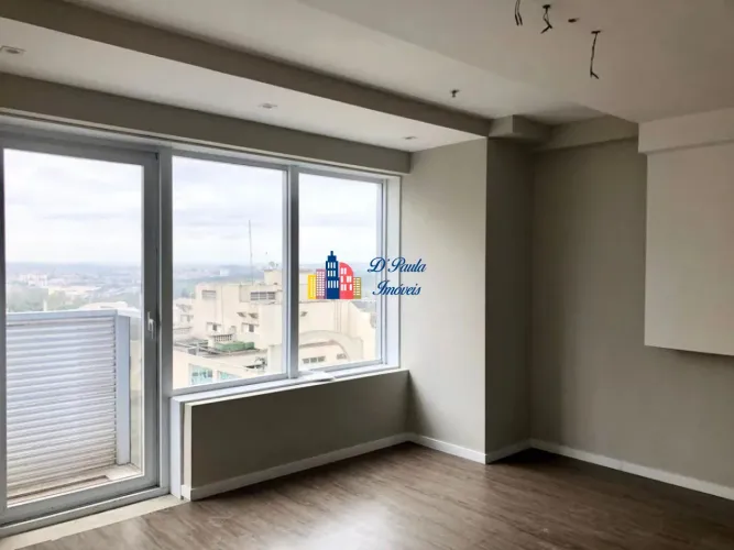 Sala Comercial Planejada, 80m - Locação por R$ 6.000,00 + Despesas.Condompinio Alpha Green