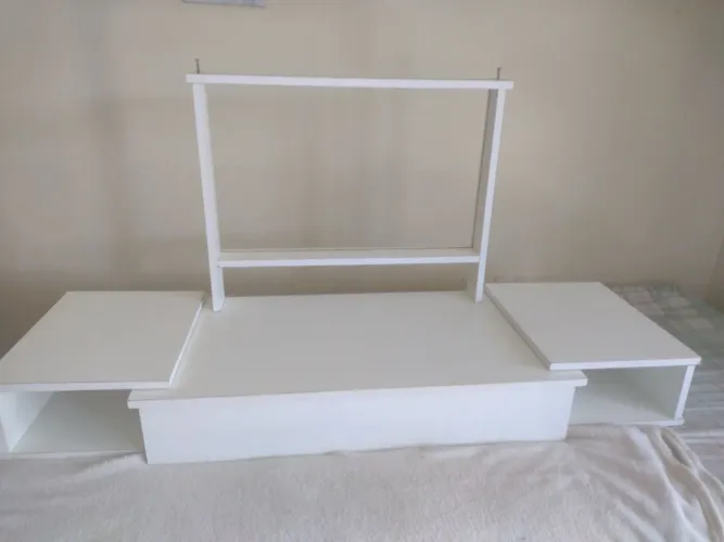 Penteadeira escrivaninha (sem espelho)