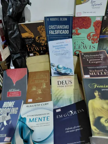 Livros de estudo em geral