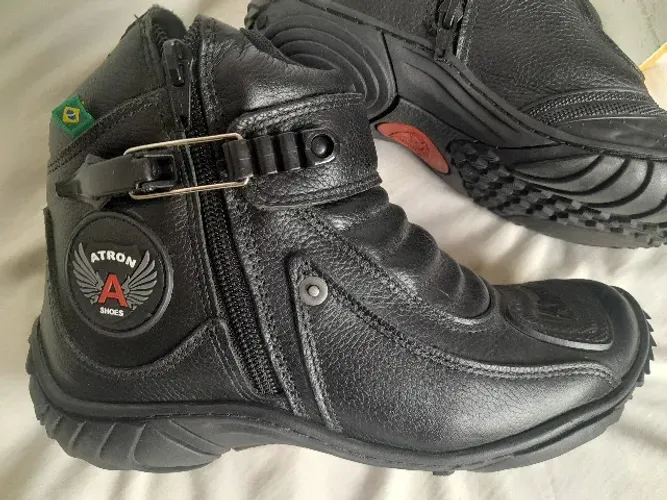 bota motociclista feminina cano curto couro