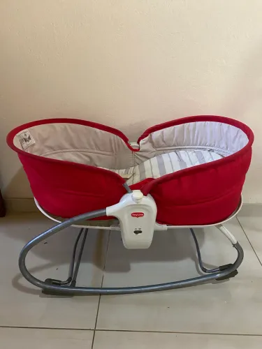 Berço Portátil Tinny Love Vira Cadeira 