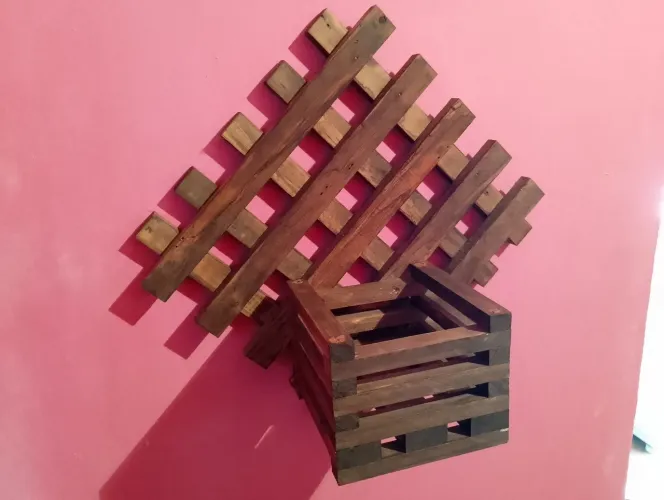 Suporte para vaso de plantas e flores