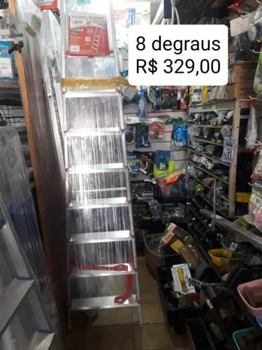 Escada de aluminio 3 a 8 Degraus