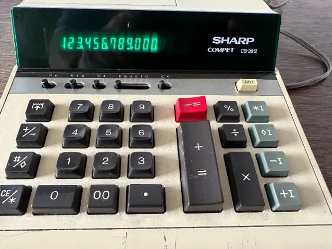 Calculadora Sharp compet modelo CS - 2612 
