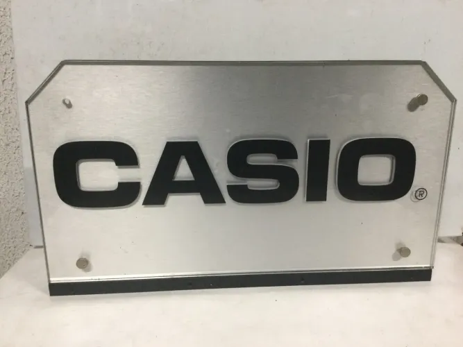 Placa de metal acrílico Casio - Colecionador