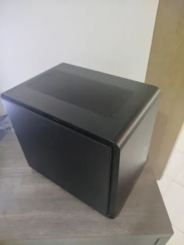 Gabinete Compacto Importado Bitfenix Phenom