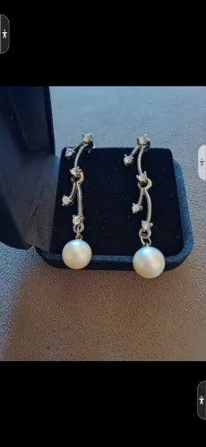 Brincos de pérola e zircônia - Luxo e elegância!