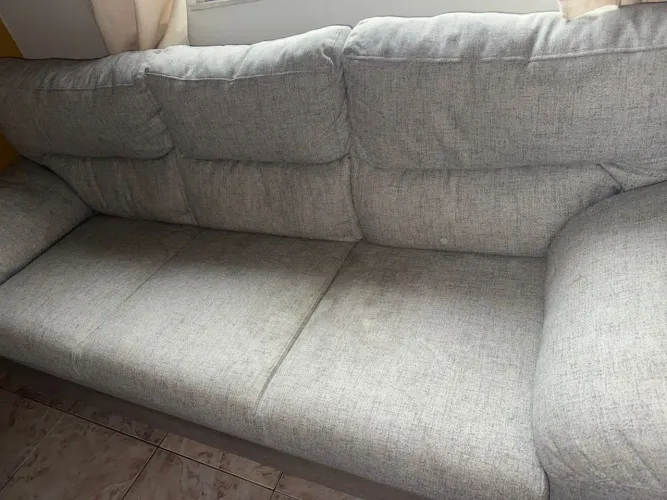 Sofá 2 lugares cinza 