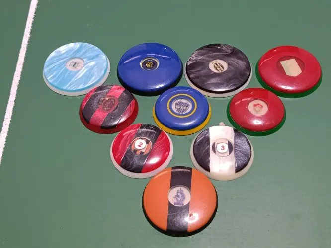 Lote 10 botões retrô arte embutida futebol de botão 