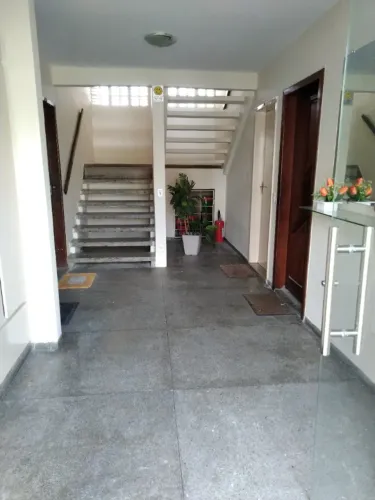 Apartamento a vendia com78m2 Aria construída 1º Anda- Avista - No J. J. Lopes de Brito