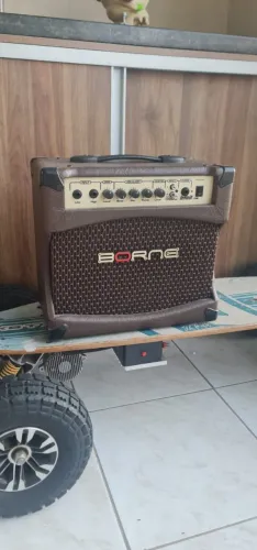 AMPLIFICADOR BORNE PARA VIOLÃO INFINIT CV80 30W MARROM