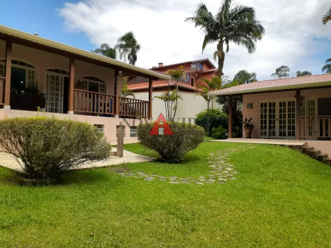 Casa de Condomínio - Embu-Guaçu
