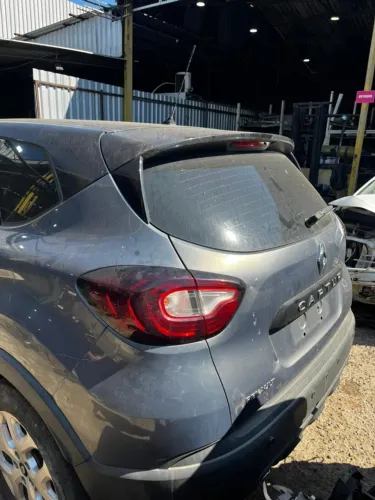 SUCATA Captur 1.6 automática 2020 DISPONÍVEL EM NOSSA LOJA JÁ!!!!
