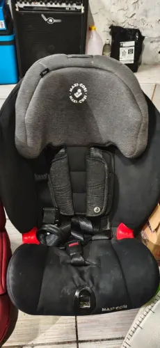 Cadeira de carro maxi cosi com inclinação