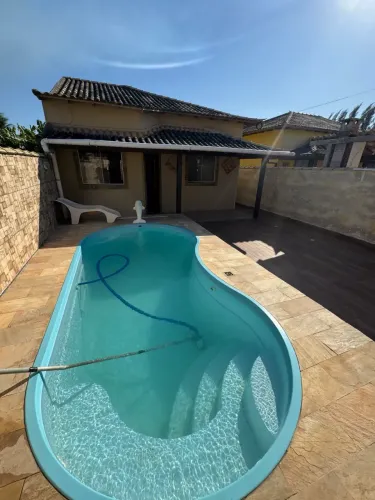 alugo casa com piscina lado praia unamar Cabo frio RJ