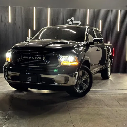 Ram Classic Laramie 5.7 V8 16V Gasolina 4X4 Aut. 2022