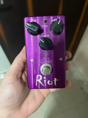 Pedal Riot Suhr