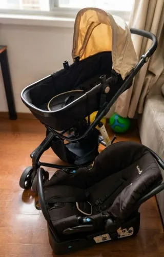Trio de Bebê Completo (Carrinho + Bebê Conforto + Base para Carro) golpista nem tenta em