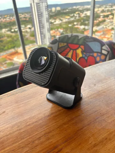 Projetor Hy320 Wi-Fi Full HD