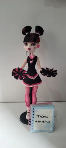 Boneca Draculaura Líder de Torcida Monster High