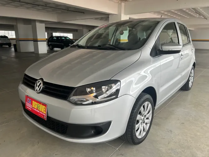 Volkswagen Fox 1.6 MI Total Flex 8V 5P 2012