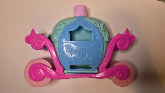Carruagem da cindelerala para modelar massinha
