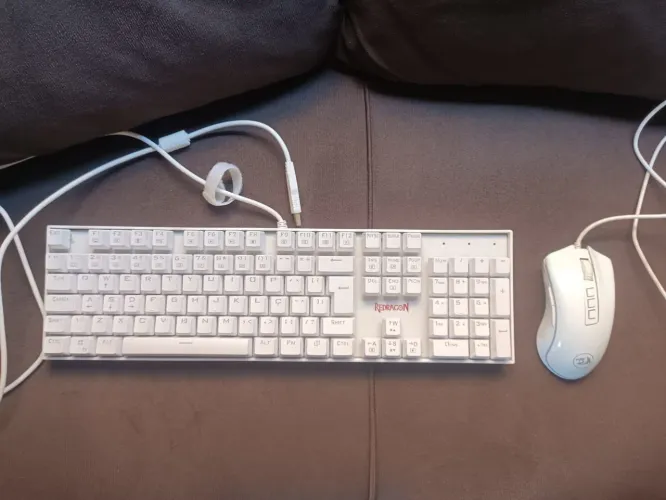 Vendo teclado e mouse redragon