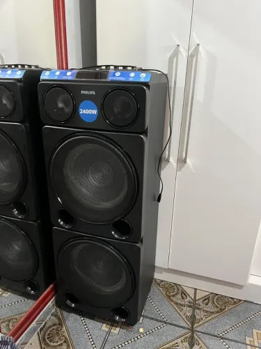 Vendo caixa de som Philips 2400 watts