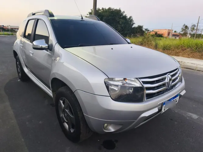 Renault Duster Dynamique 2.0 Hi-flex 16V Aut. 2014