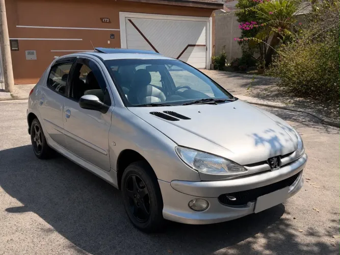 Peugeot 206 Moonlight 1.4 Flex 8V 5P 2008