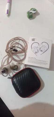 Fone de ouvido KZ Castro Pro