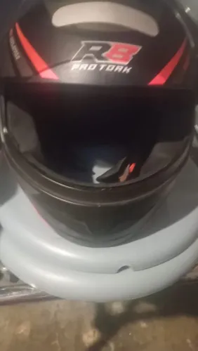 Capacete usado