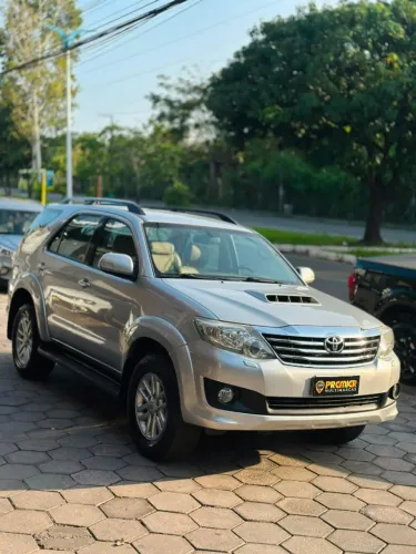 Toyota Hilux SW4 SRV D4-d 4X4 3.0 TDI Dies. AUT 2013