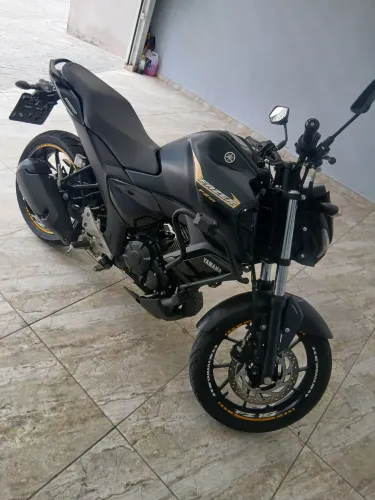 Yamaha Fz15 zerada