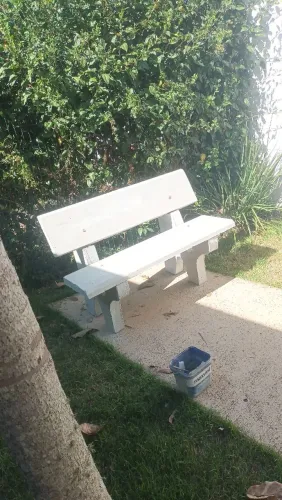 Banco para áreas externas.