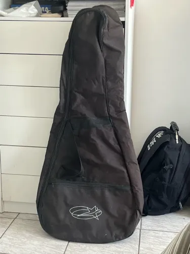 Case violão usado ótimo estado